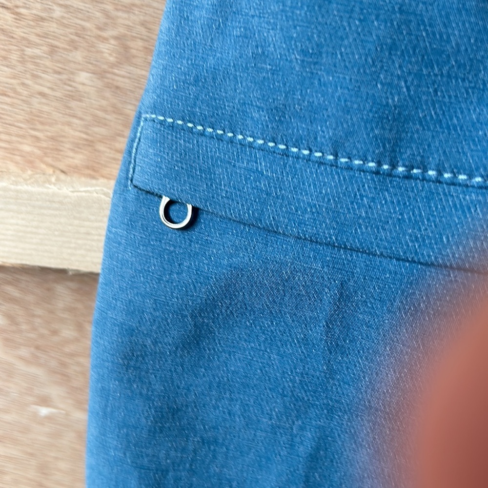 Kuhl size 8 shorts - Picture 2 of 5